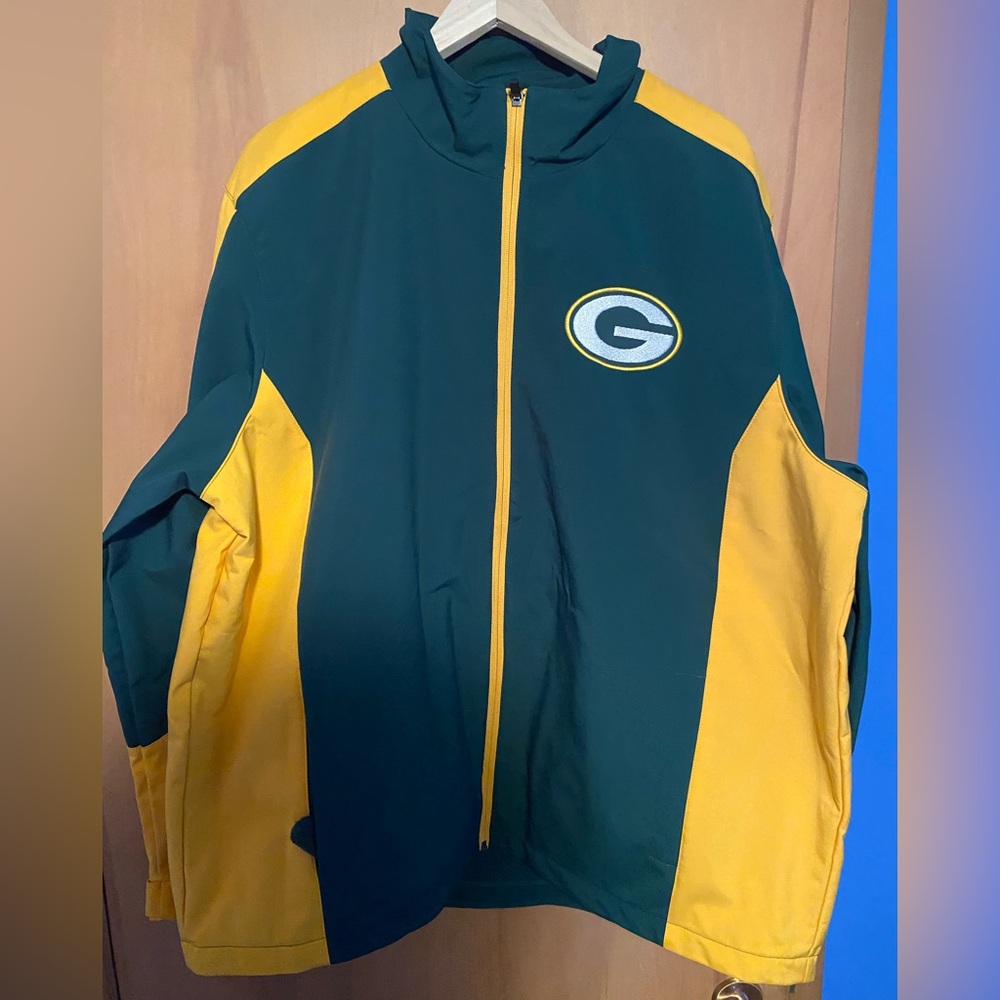 Green Bay Packers NFL Green and Yellow zip Up Jacket